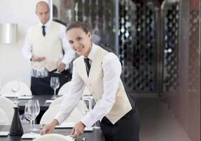 餐饮服务的11个标准动作,你的餐厅做到了吗?